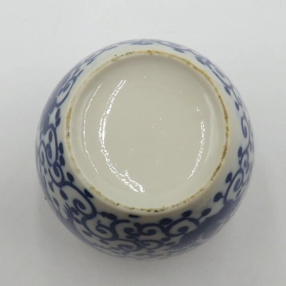Ginger Jar Vase Lid Blue White Porcelain 5" Phoenix Floral Asian Designs - Picture 9 of 10